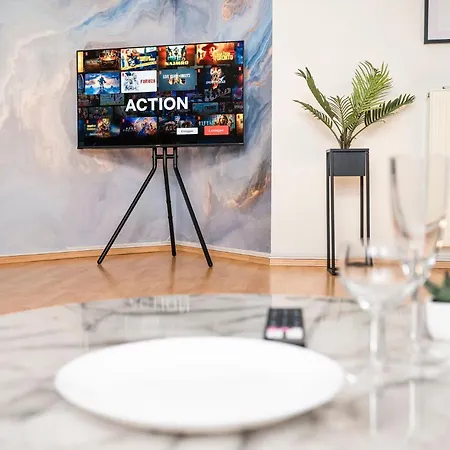 Penthouse-suite Near