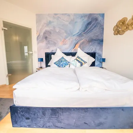 Penthouse-suite Near Apartament Gießen