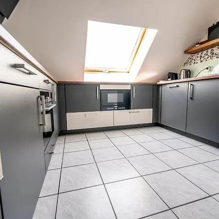 Penthouse-suite Near Apartment